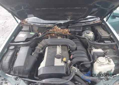 1997 Mercedes-Benz E 320 from USA, damaged, VIN WDBJF55FXVA268163